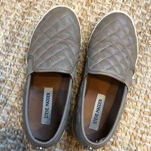 Steve Madden quilted flats